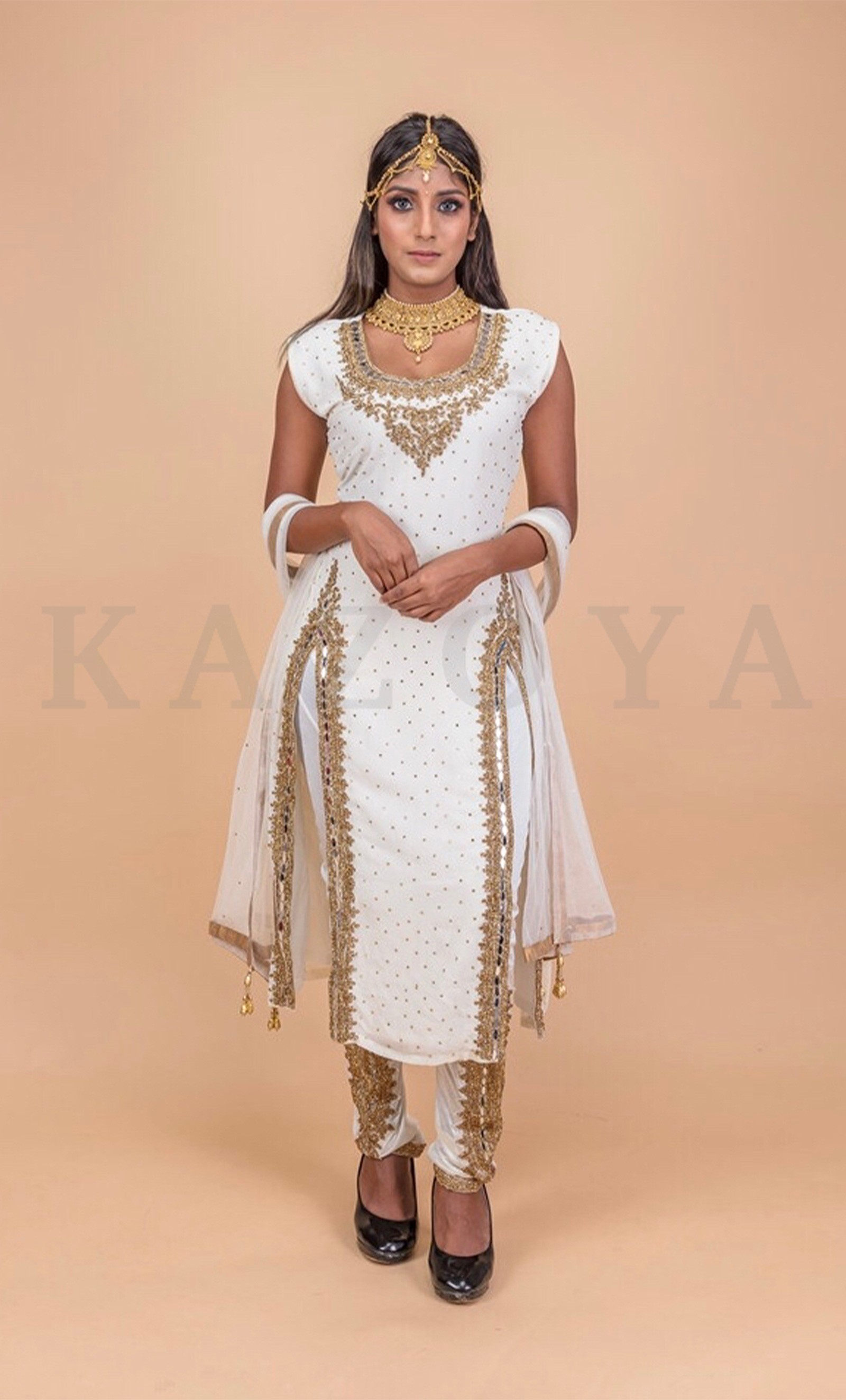 Kazoya Georgette Straight Cut Churidar Suit